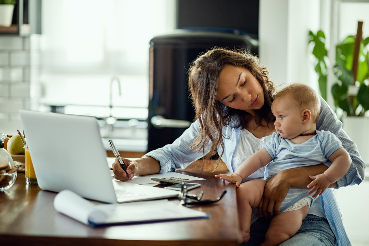 La maternidad y el teletrabajo