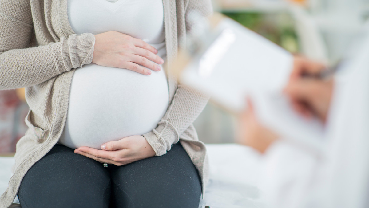 Qué dice la ciencia sobre tener un hijo a los 48 años